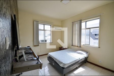 Quarto 1 de apartamento para alugar com 2 quartos, 69m² em Grajau, Rio de Janeiro