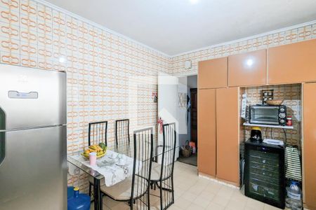 Casa à venda com 136m², 3 quartos e 2 vagasCozinha