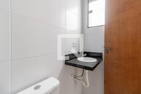 Banheiro de kitnet/studio para alugar com 1 quarto, 33m² em Cidade Patriarca, São Paulo