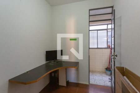 Quarto 1 de apartamento para alugar com 3 quartos, 60m² em Santa Efigênia, Belo Horizonte
