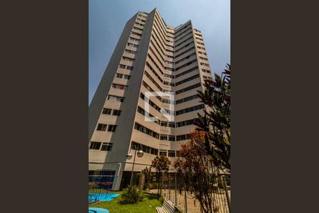 Apartamento para alugar com 54m², 2 quartos e 1 vagaFachada