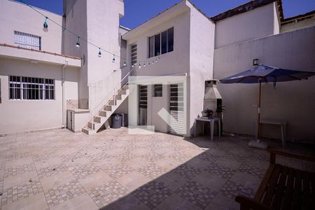 Casa à venda com 190m², 3 quartos e 5 vagas Casa à venda com 190m², 3 quartos e 5 vagasÁrea de Lazer/ Quintal