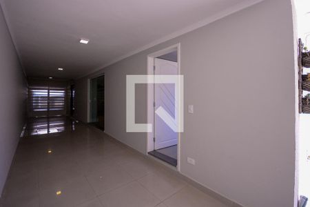 Casa à venda com 190m², 3 quartos e 5 vagas Casa à venda com 190m², 3 quartos e 5 vagasCorredor de Entrada