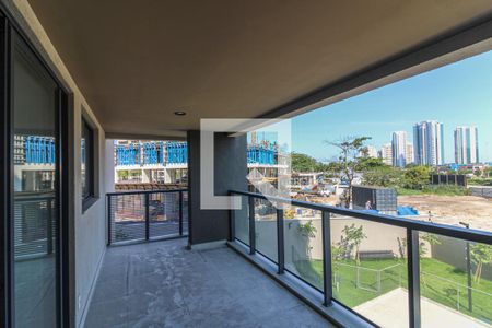Varanda de apartamento à venda com 3 quartos, 106m² em Barra da Tijuca, Rio de Janeiro