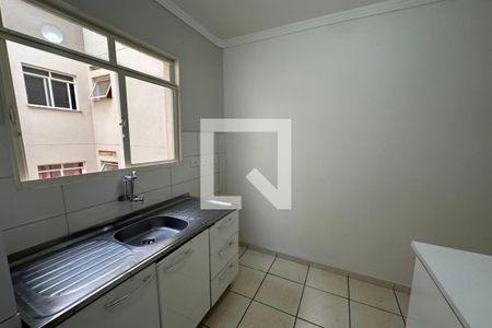 Apartamento para alugar com 47m², 2 quartos e 1 vagaCozinha - Lavanderia