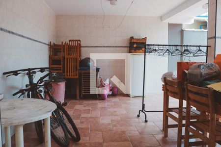 Casa à venda com 115m², 3 quartos e 5 vagasQuintal