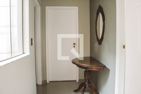 Casa à venda com 115m², 3 quartos e 5 vagasCorredor