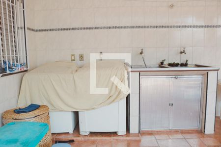 Casa à venda com 115m², 3 quartos e 5 vagasÁrea de Serviço