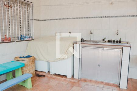 Casa à venda com 115m², 3 quartos e 5 vagasÁrea de Serviço