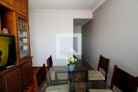 Sala de apartamento à venda com 3 quartos, 90m² em Santa Efigênia, Belo Horizonte