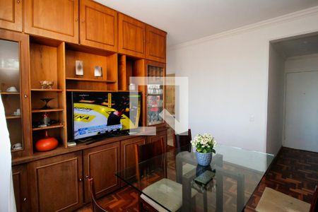Sala de apartamento à venda com 3 quartos, 90m² em Santa Efigênia, Belo Horizonte