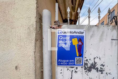 Casa para alugar com 60m², 1 quarto e 1 vagaPlaca Banner Instalada na Fachada 