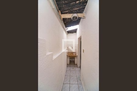 Casa para alugar com 60m², 1 quarto e 1 vagaÁrea de Serviço