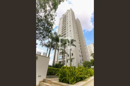 Fachada de apartamento para alugar com 2 quartos, 70m² em Vila Suzana, São Paulo