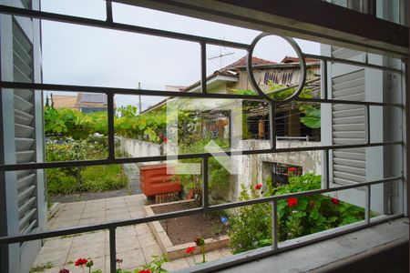 Vista  de casa à venda com 1 quarto, 60m² em Vila Ipiranga, Porto Alegre