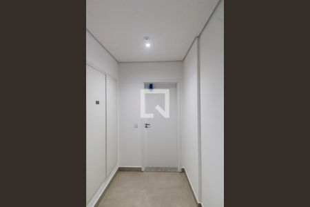 Apartamento à venda com 69m², 2 quartos e 2 vagasEntrada