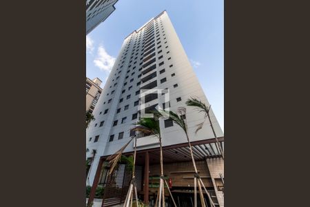 Apartamento à venda com 69m², 2 quartos e 2 vagasFachada do bloco