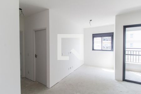 Sala de TV de apartamento à venda com 2 quartos, 69m² em Alphaville Empresarial, Barueri