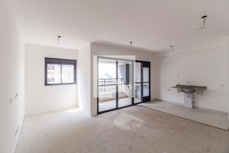 Sala de TV de apartamento à venda com 2 quartos, 69m² em Alphaville Empresarial, Barueri