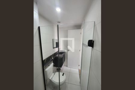 Banheiro de apartamento à venda com 1 quarto, 28m² em Vila Romana, São Paulo