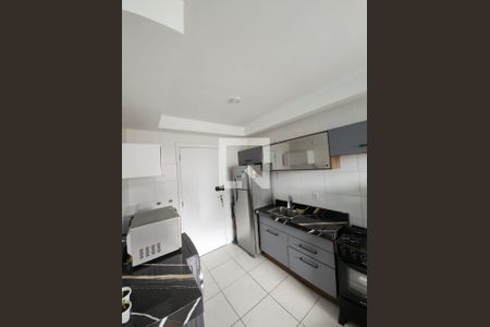 Cozinha de apartamento à venda com 1 quarto, 28m² em Vila Romana, São Paulo