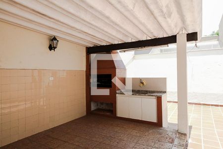 Casa à venda com 230m², 3 quartos e 3 vagasChurrasqueira / Área de Serviço