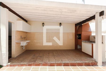 Casa à venda com 230m², 3 quartos e 3 vagasChurrasqueira / Área de Serviço