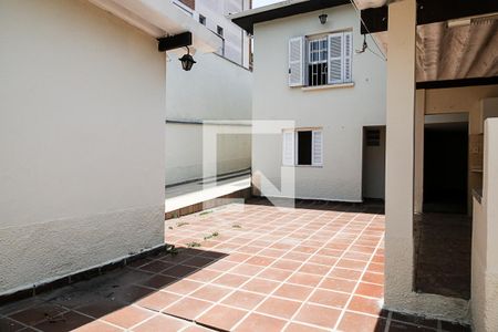 Casa à venda com 230m², 3 quartos e 3 vagasQuintal