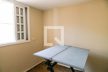 Casa à venda com 230m², 3 quartos e 3 vagasQuarto de Serviço