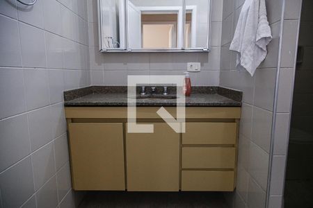 Casa à venda com 230m², 3 quartos e 3 vagasBanheiro Social