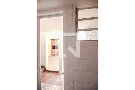 Casa à venda com 230m², 3 quartos e 3 vagasBanheiro de serviço