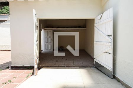 Casa à venda com 230m², 3 quartos e 3 vagasEntrada da Garagem