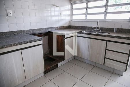 Casa à venda com 230m², 3 quartos e 3 vagasCozinha
