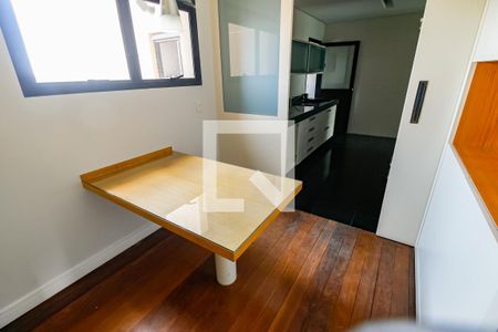 Apartamento à venda com 192m², 3 quartos e 4 vagasCopa