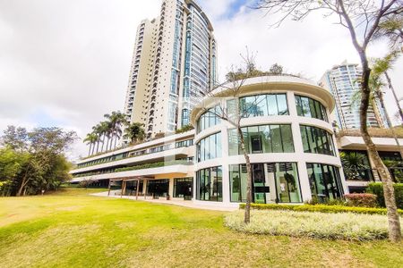 Apartamento à venda com 192m², 3 quartos e 4 vagasClube