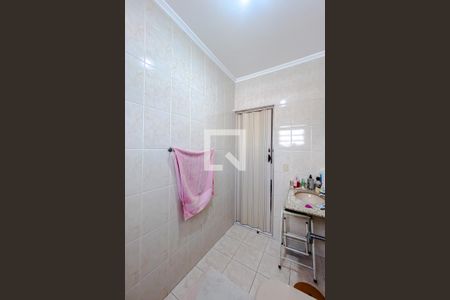 Casa à venda com 315m², 3 quartos e 5 vagasEdícula - Banheiro