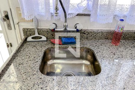 Casa à venda com 315m², 3 quartos e 5 vagasEdícula - Cozinha