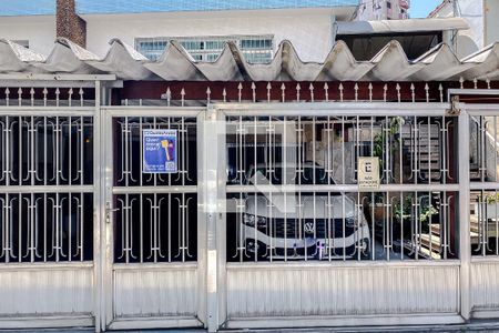 Casa à venda com 315m², 3 quartos e 5 vagasFachada