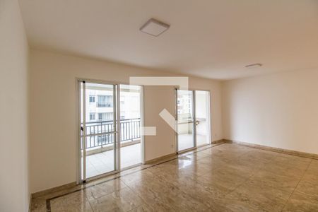 Sala de TV de apartamento à venda com 3 quartos, 165m² em Alphaville Industrial, Barueri