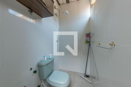 Casa à venda com 250m², 2 quartos e 3 vagasBanheiro