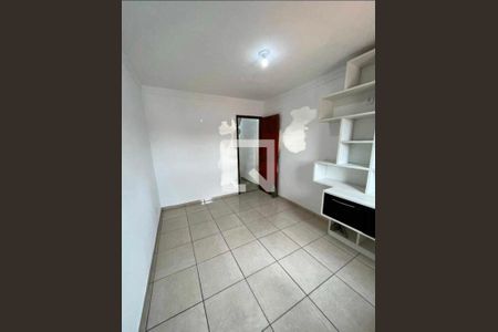 Casa à venda com 3 quartos, 120m² em Vila Euthalia, São Paulo