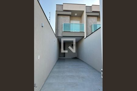 Casa à venda com 115m², 3 quartos e 2 vagas