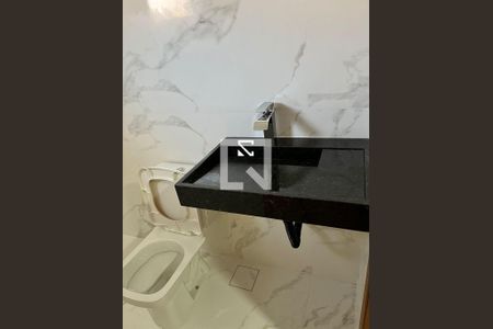 Casa à venda com 115m², 3 quartos e 2 vagas