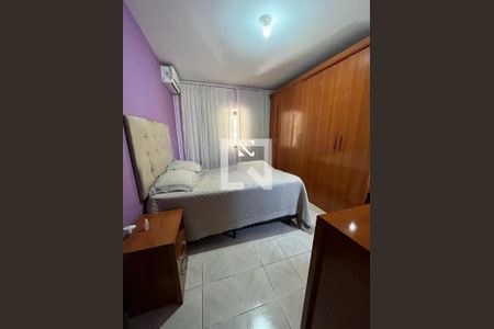 Casa à venda com 3 quartos, 200m² em Jardim Las Vegas, Santo André