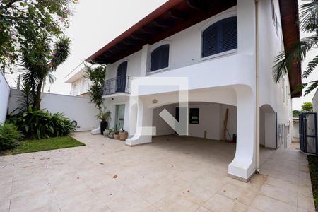 Capa de casa para alugar com 5 quartos, 350m² em Vila Inah, São Paulo