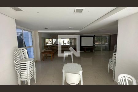 Apartamento para alugar com 65m², 2 quartos e 1 vagaÁrea comum - Salão de Festas