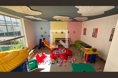 Apartamento para alugar com 65m², 2 quartos e 1 vagaÁrea comum - Playground