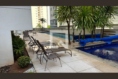 Apartamento para alugar com 65m², 2 quartos e 1 vagaPiscina