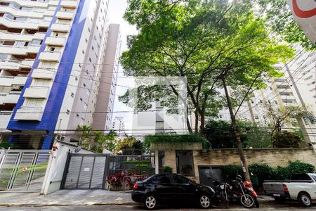 Apartamento para alugar com 115m², 3 quartos e 1 vagaFachada