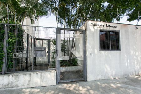 Apartamento para alugar com 65m², 3 quartos e 1 vagaFachada